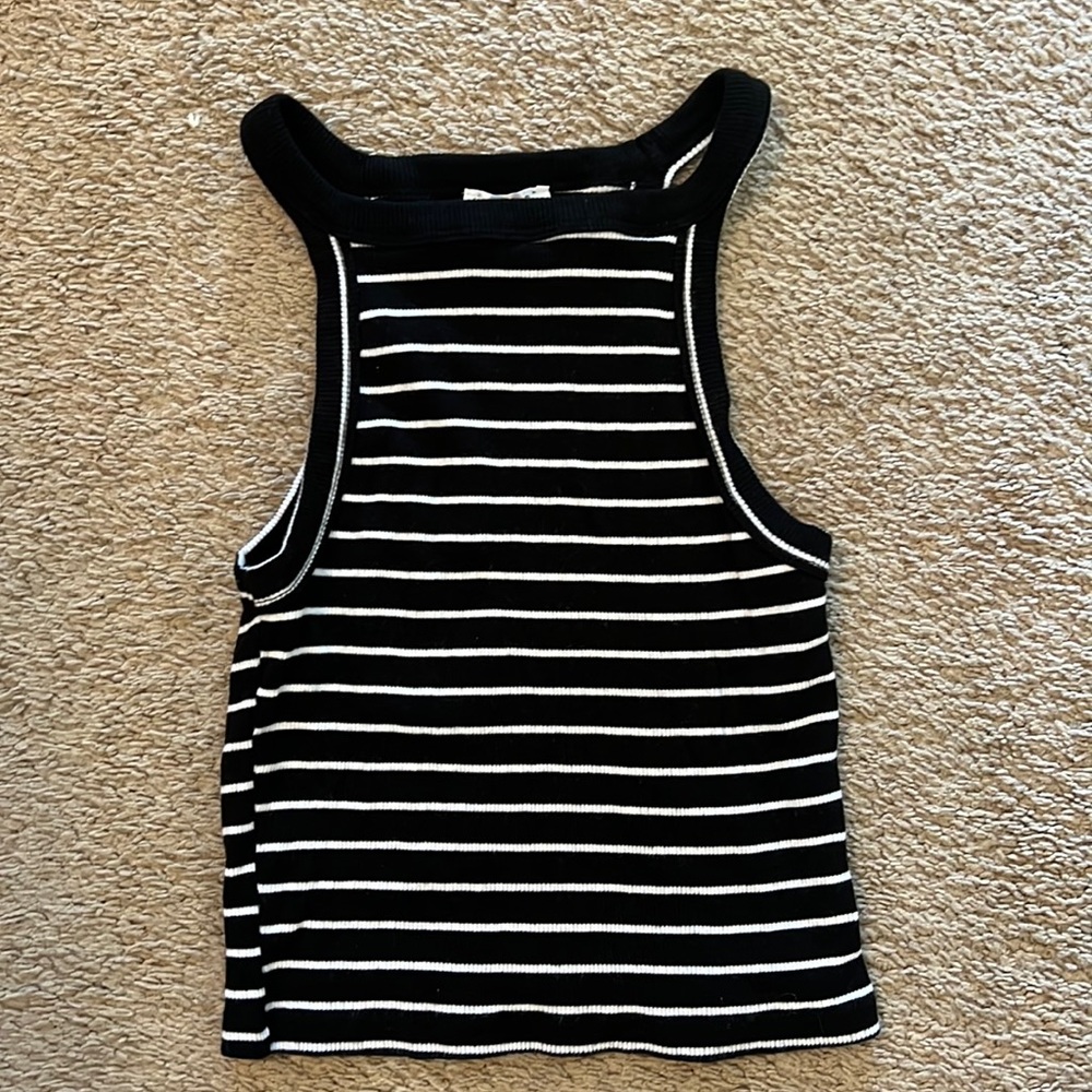 womens halter crop tank